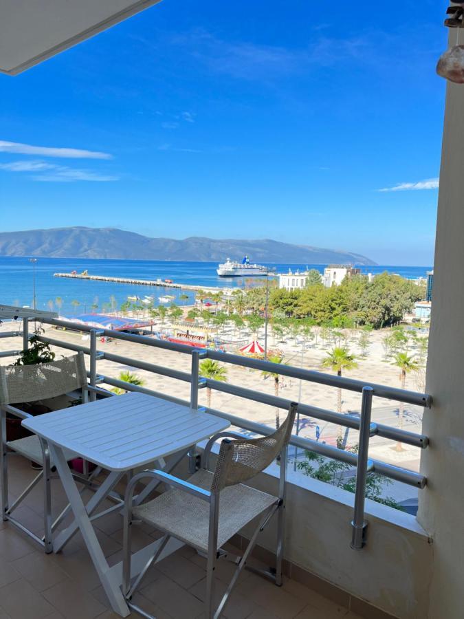 Sea View Apartment Vlorë Buitenkant foto