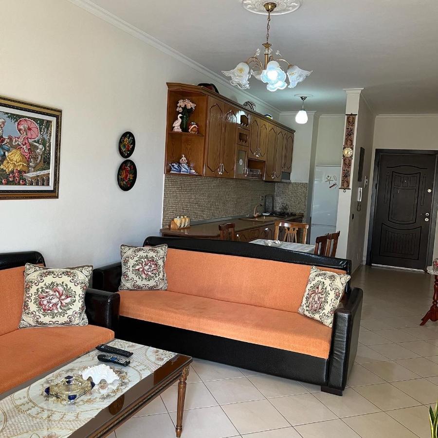 Sea View Apartment Vlorë Buitenkant foto